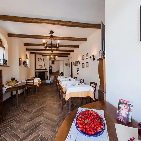 Agriturismo Antico Casale Colli Di San Pietro-3