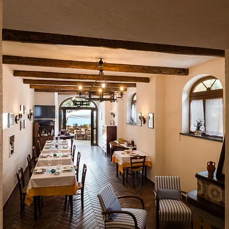 Agriturismo Antico Casale Colli Di San Pietro-2